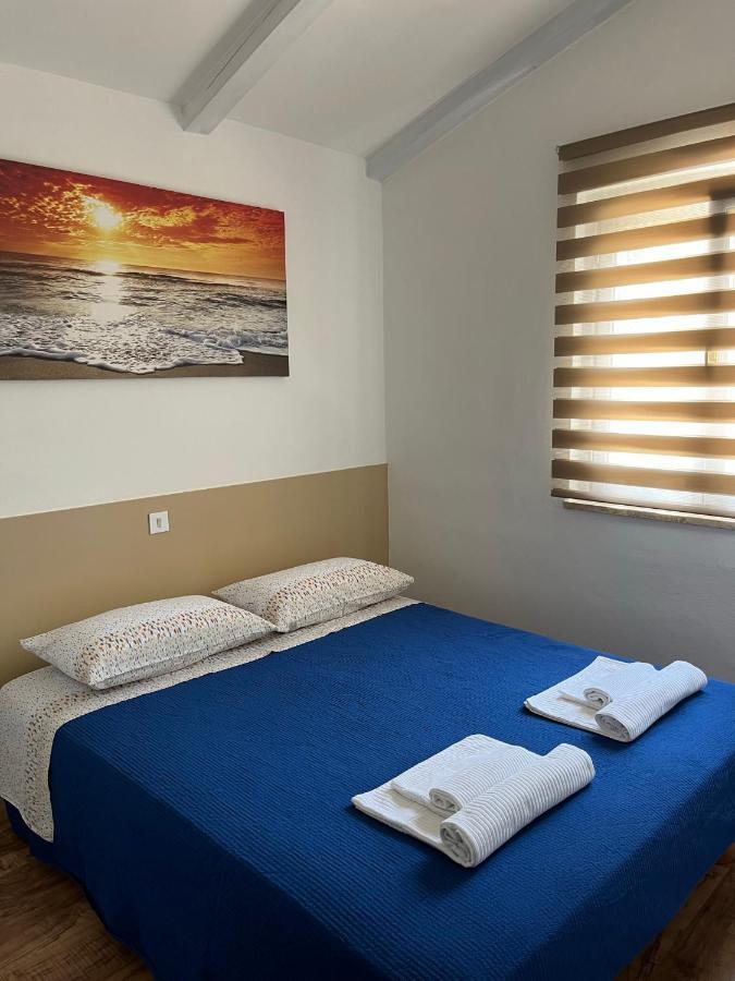 Holiday Home Rosa Gedići Esterno foto